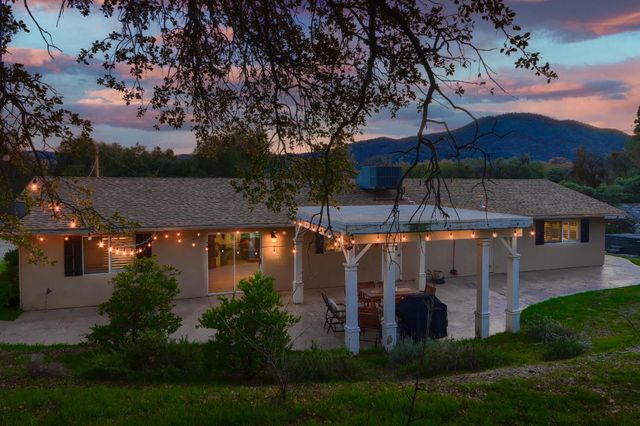 40740 Road 425a, Oakhurst, CA 93644