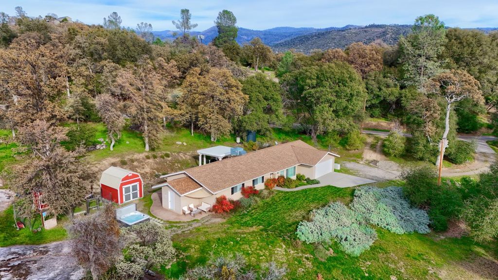40740 Road 425a, Oakhurst, CA 93644