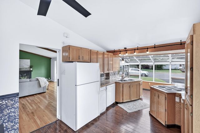 6714 N Stevens St, Spokane, WA 99208