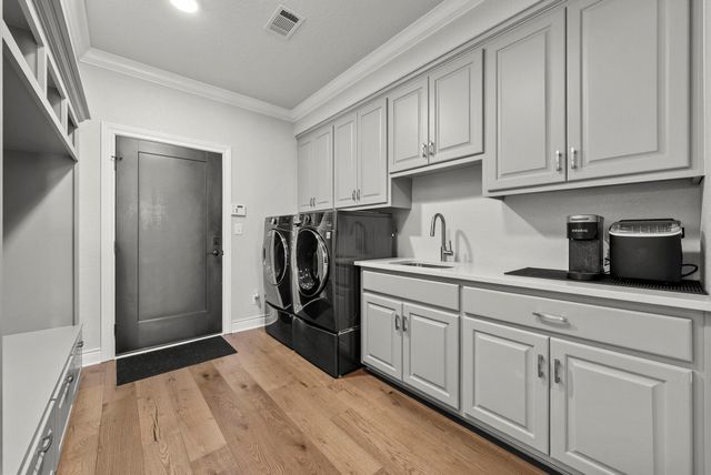 715 Mountain Leather, Horseshoe Bay, TX 78657