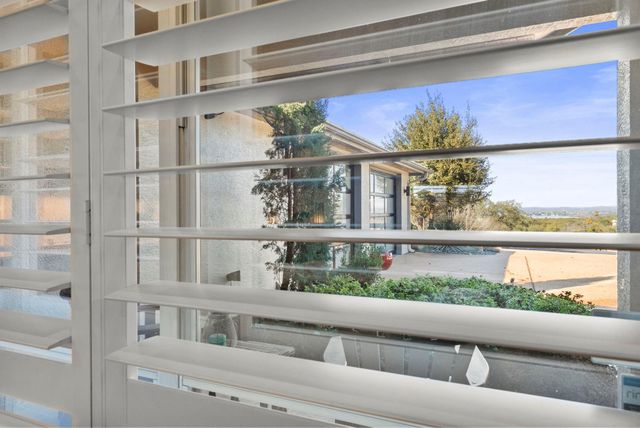 715 Mountain Leather, Horseshoe Bay, TX 78657