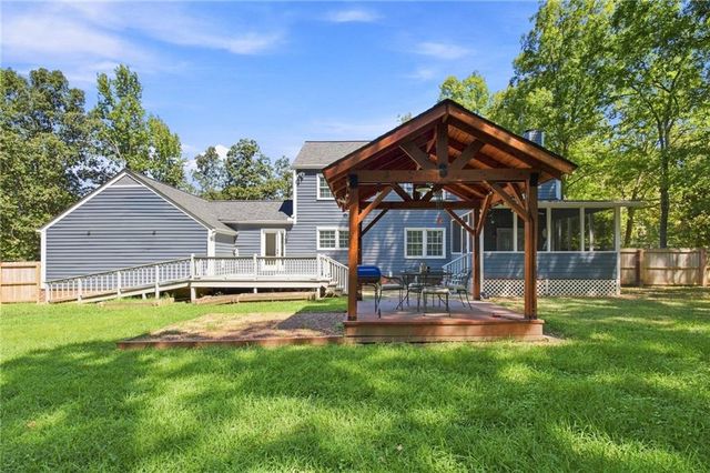 108 E Creekview Drive Drive SW, Rome, GA 30165