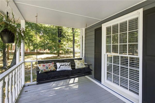 108 E Creekview Drive Drive SW, Rome, GA 30165