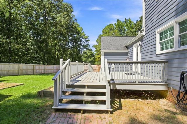 108 E Creekview Drive Drive SW, Rome, GA 30165