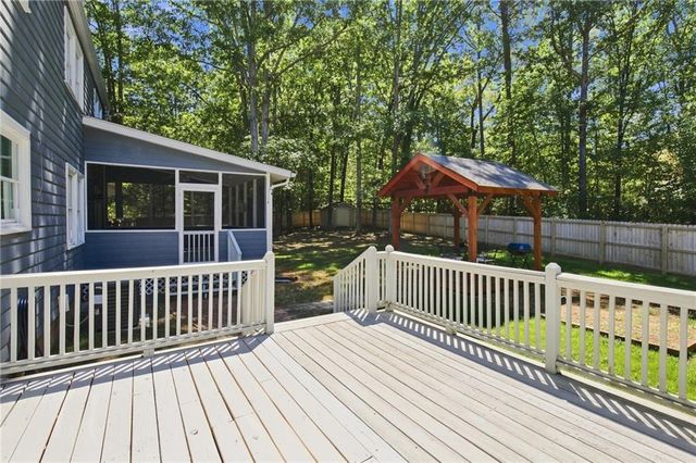 108 E Creekview Drive Drive SW, Rome, GA 30165