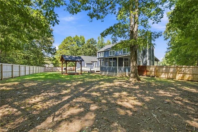 108 E Creekview Drive Drive SW, Rome, GA 30165