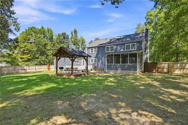 108 E Creekview Drive Drive SW, Rome, GA 30165
