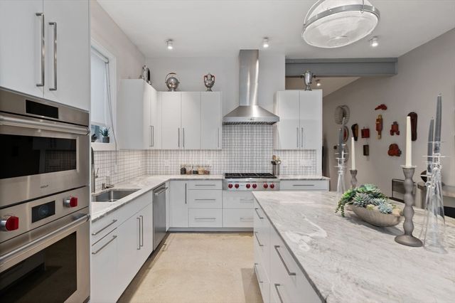 14 Central Street B, Marblehead, MA 01945