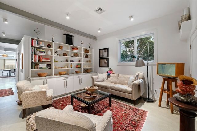 14 Central Street B, Marblehead, MA 01945