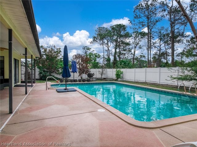 621 Dozier Avenue, Sebring, FL 33875