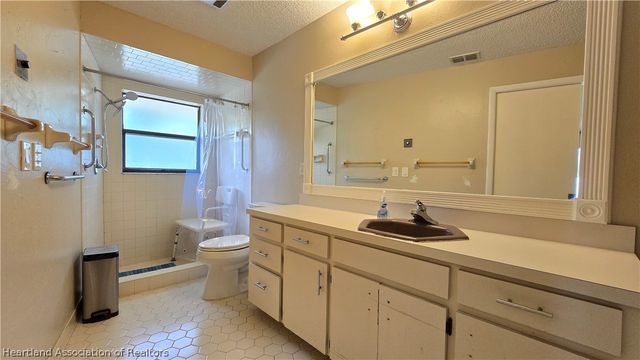 621 Dozier Avenue, Sebring, FL 33875