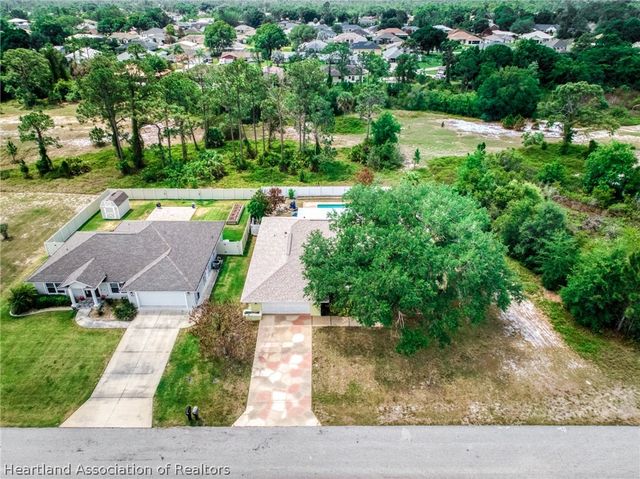 621 Dozier Avenue, Sebring, FL 33875