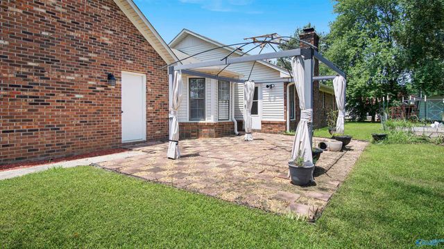 15952 Jackson Lane, Athens, AL 35613