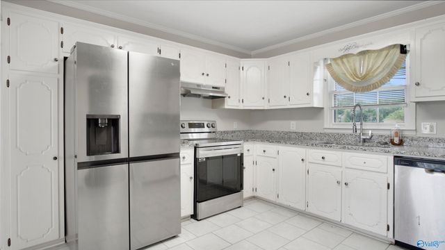 15952 Jackson Lane, Athens, AL 35613