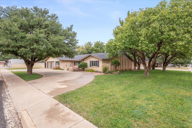103 Baylor Lane, Levelland, TX 79336