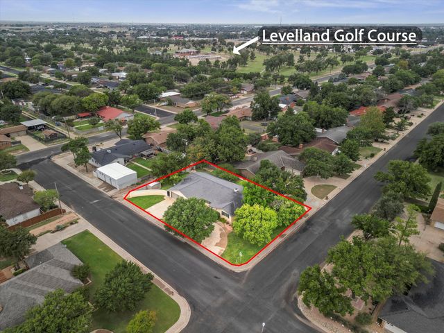 103 Baylor Lane, Levelland, TX 79336