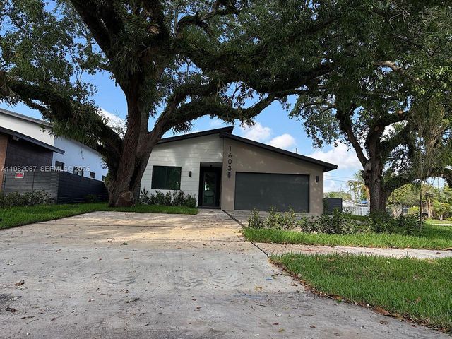 1603 SW 30th Avenue, Fort Lauderdale, FL 33312
