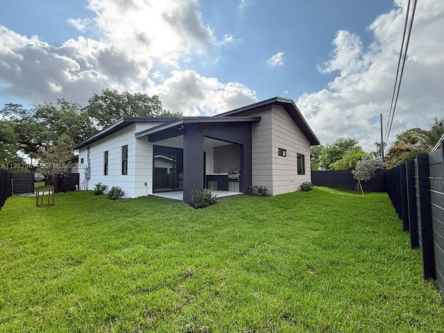 1603 SW 30th Avenue, Fort Lauderdale, FL 33312