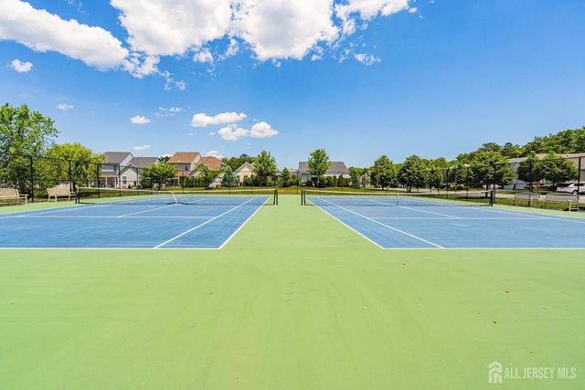 10 Iverness Court, Lacey, NJ 08731