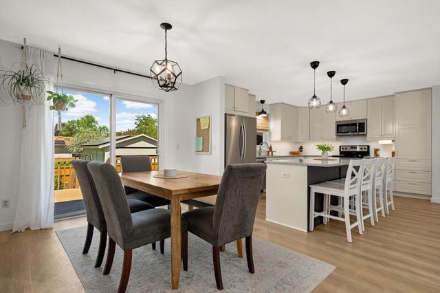 14895 Easter Avenue, Apple Valley, MN 55124