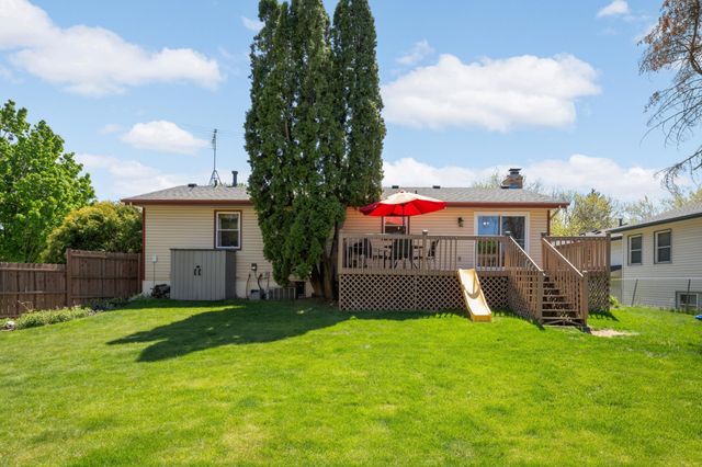 14895 Easter Avenue, Apple Valley, MN 55124