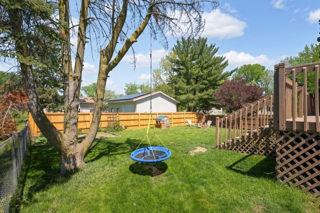 14895 Easter Avenue, Apple Valley, MN 55124