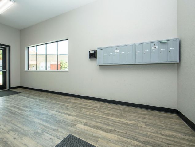 221 E 5th St Ste 205, Cedar Falls, IA 50613