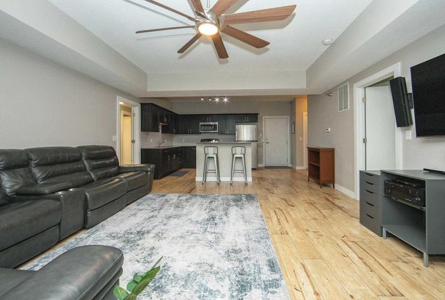 221 E 5th St Ste 205, Cedar Falls, IA 50613