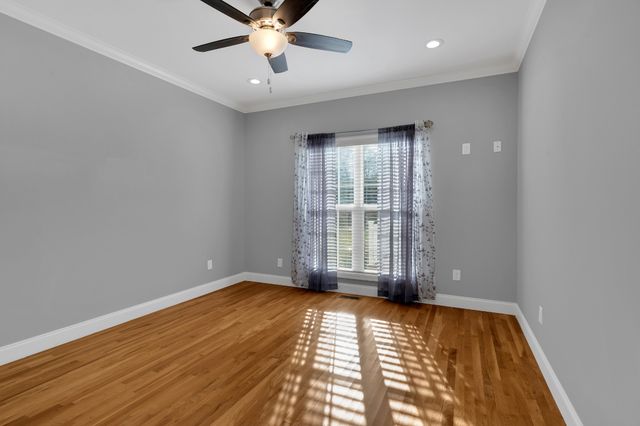 116 Coventry Ct, Hillsboro, TN 37342