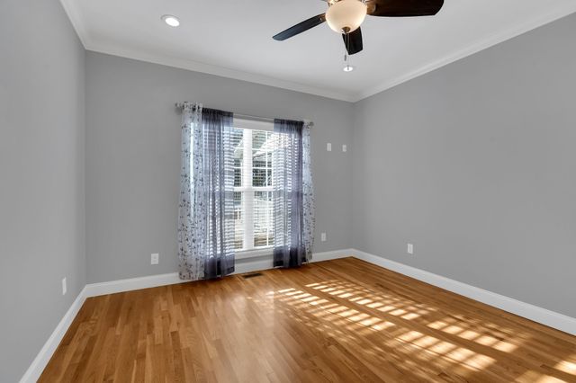 116 Coventry Ct, Hillsboro, TN 37342