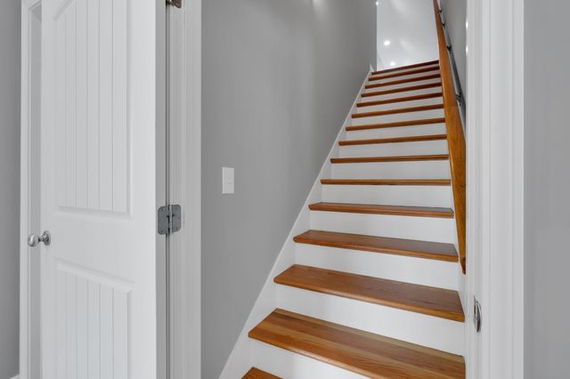 116 Coventry Ct, Hillsboro, TN 37342