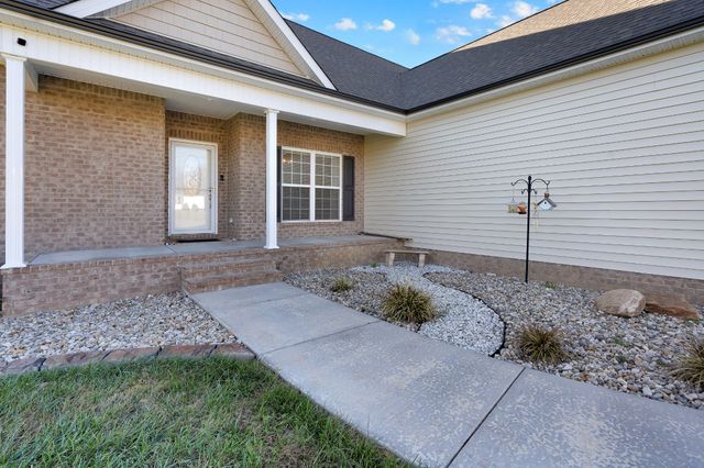 116 Coventry Ct, Hillsboro, TN 37342