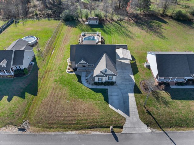 116 Coventry Ct, Hillsboro, TN 37342