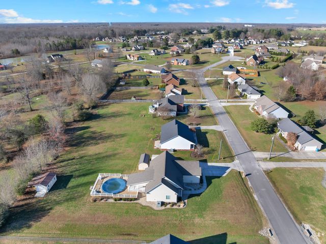 116 Coventry Ct, Hillsboro, TN 37342