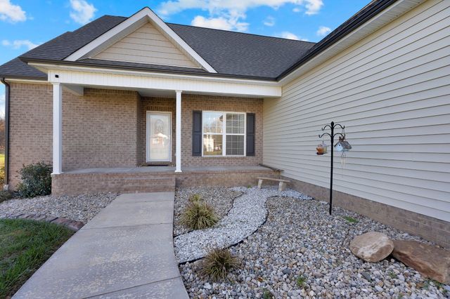 116 Coventry Ct, Hillsboro, TN 37342