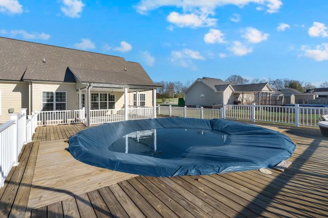 116 Coventry Ct, Hillsboro, TN 37342