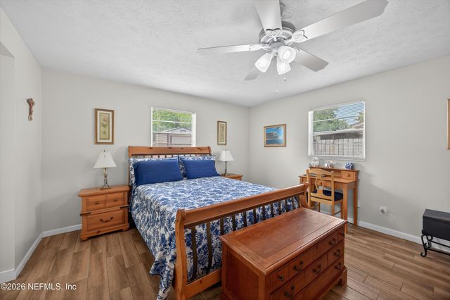 11506 RENNE Drive E, Jacksonville, FL 32218