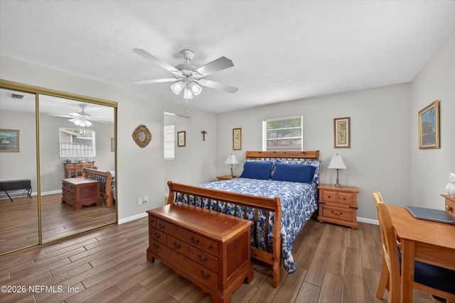 11506 RENNE Drive E, Jacksonville, FL 32218