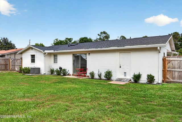 11506 RENNE Drive E, Jacksonville, FL 32218