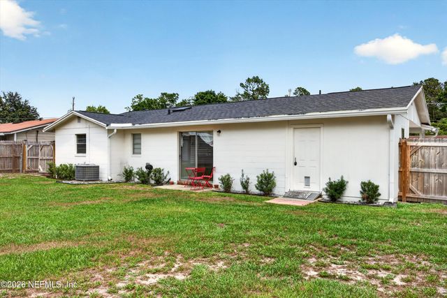 11506 RENNE Drive E, Jacksonville, FL 32218