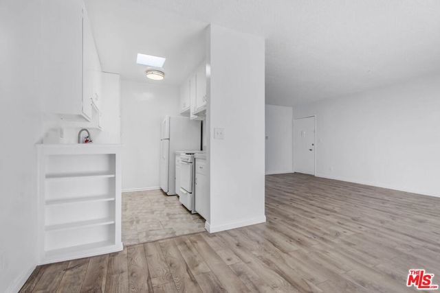 3625 Mentone Avenue, Los Angeles, CA 90034