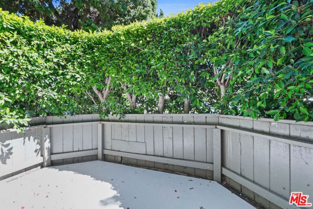 3625 Mentone Avenue, Los Angeles, CA 90034