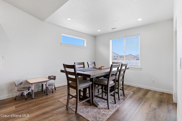 6103 Ballentree Ln, Rathdrum, ID 83858