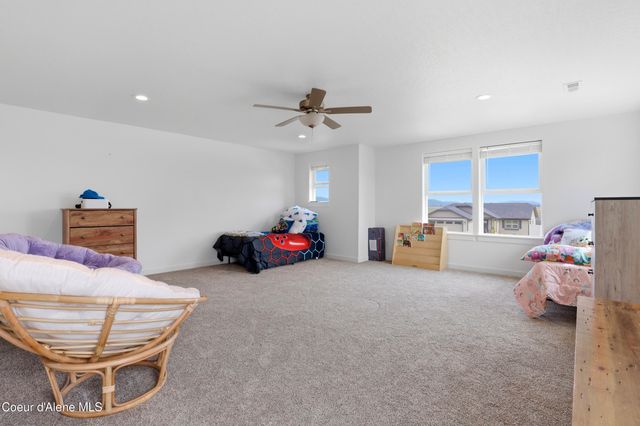6103 Ballentree Ln, Rathdrum, ID 83858