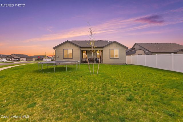 6103 Ballentree Ln, Rathdrum, ID 83858