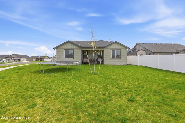 6103 Ballentree Ln, Rathdrum, ID 83858