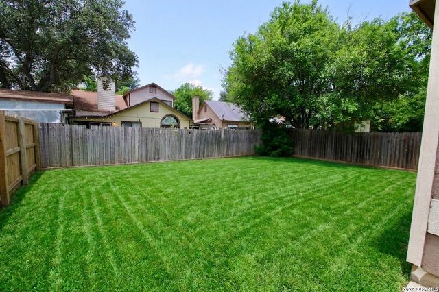 4001 COLONIAL SUN DR, San Antonio, TX 78244