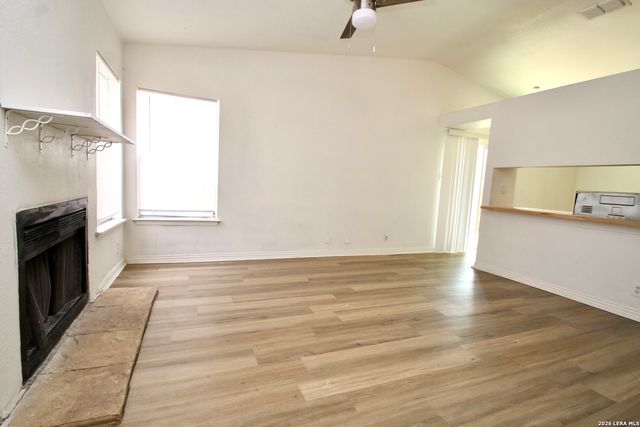 4001 COLONIAL SUN DR, San Antonio, TX 78244
