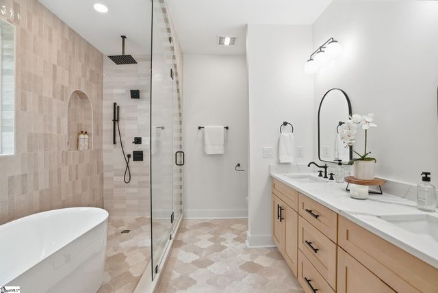 119 S Shore Drive, Fair Play, SC 29643
