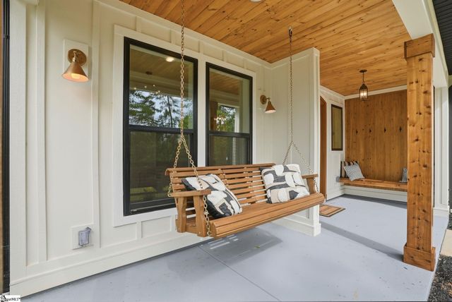 119 S Shore Drive, Fair Play, SC 29643